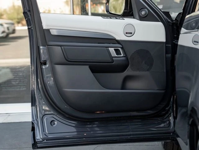 2026 Land Rover Discovery Gemini Edition (L462), 12/20