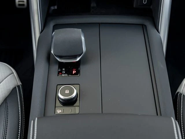 2026 Land Rover Discovery Gemini Edition (L462), 19/20