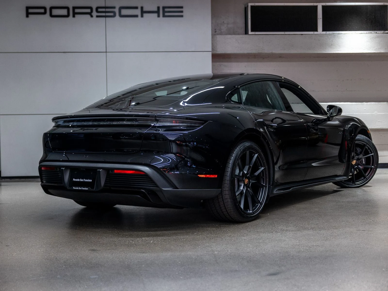 2026 Porsche Taycan 4 Black Edition (2025 Update), 8/20