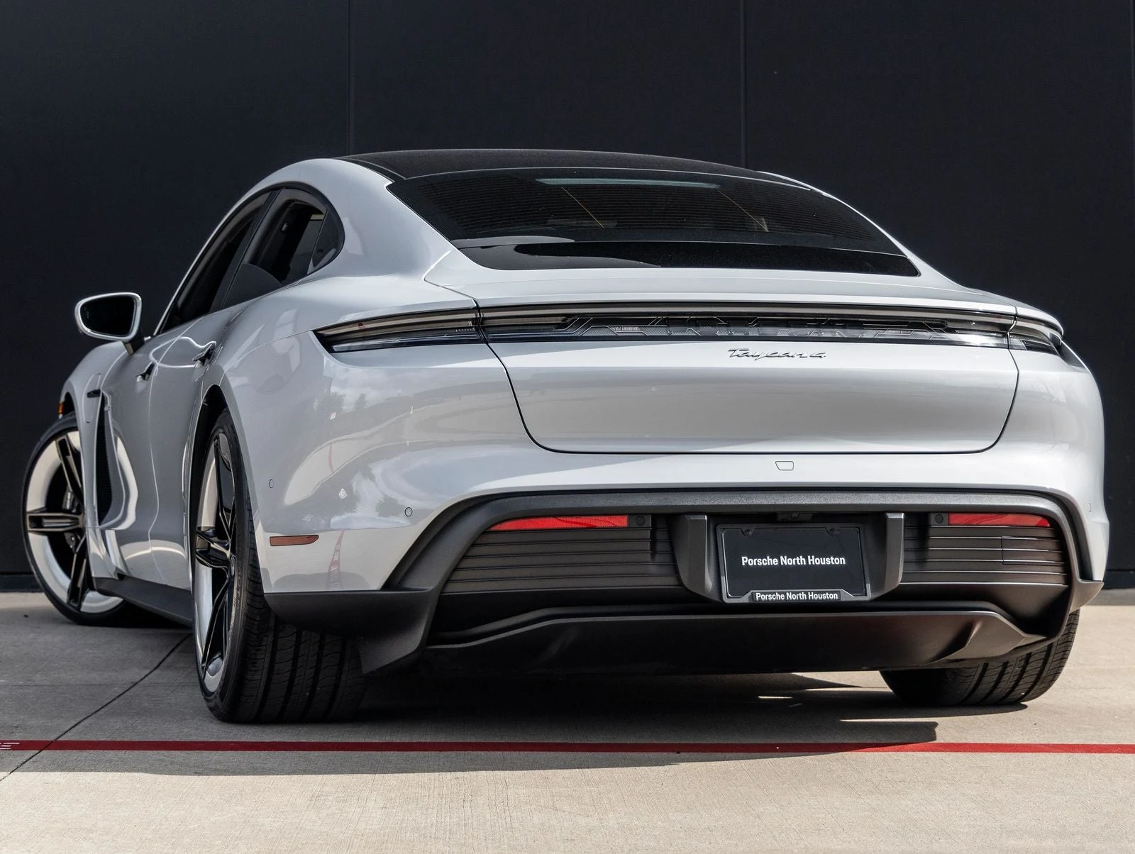 2026 Porsche Taycan 4 Sedan (2025 Update), 3/20