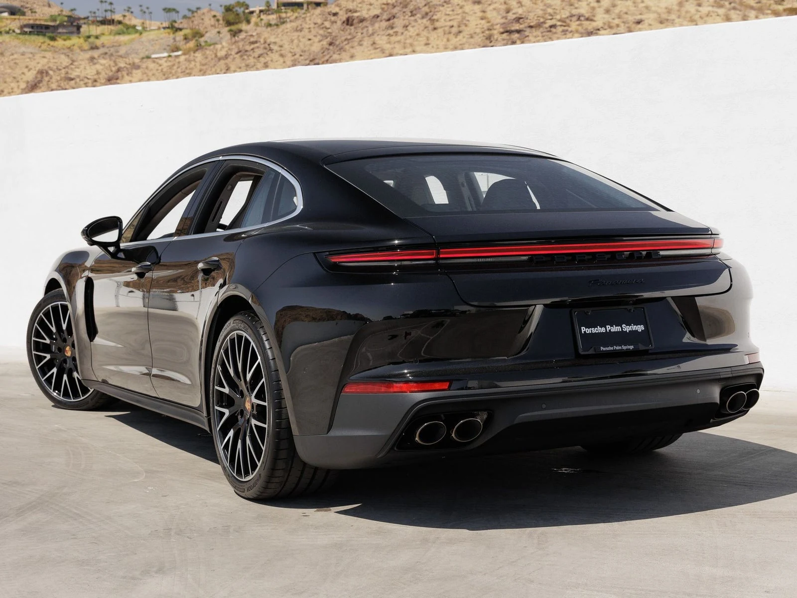 2026 Porsche Panamera (976), 3/20