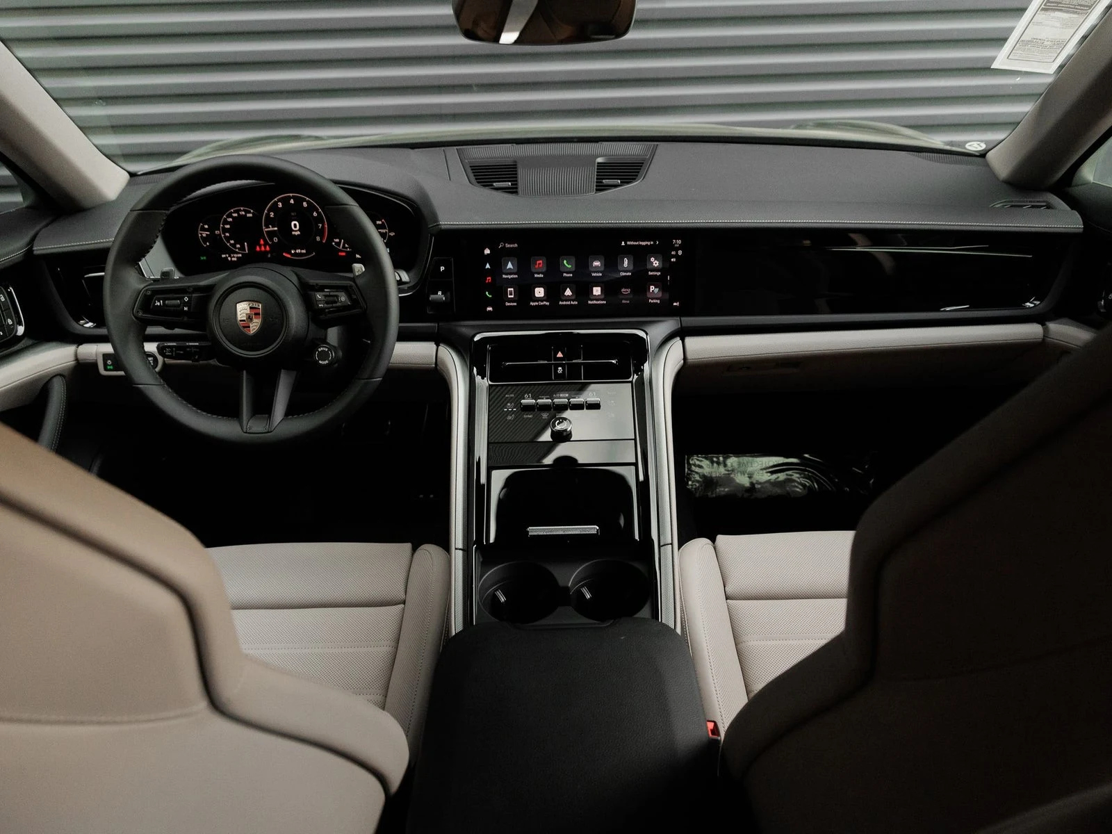 2026 Porsche Panamera (976), 16/20