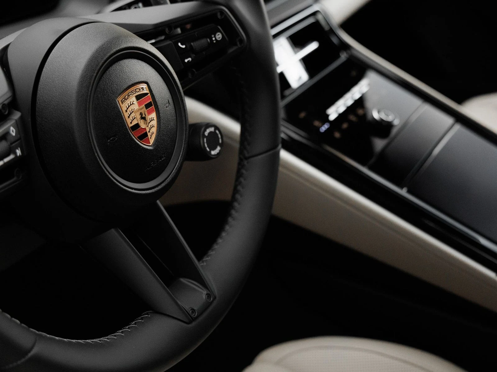 2026 Porsche Panamera (976), 20/20