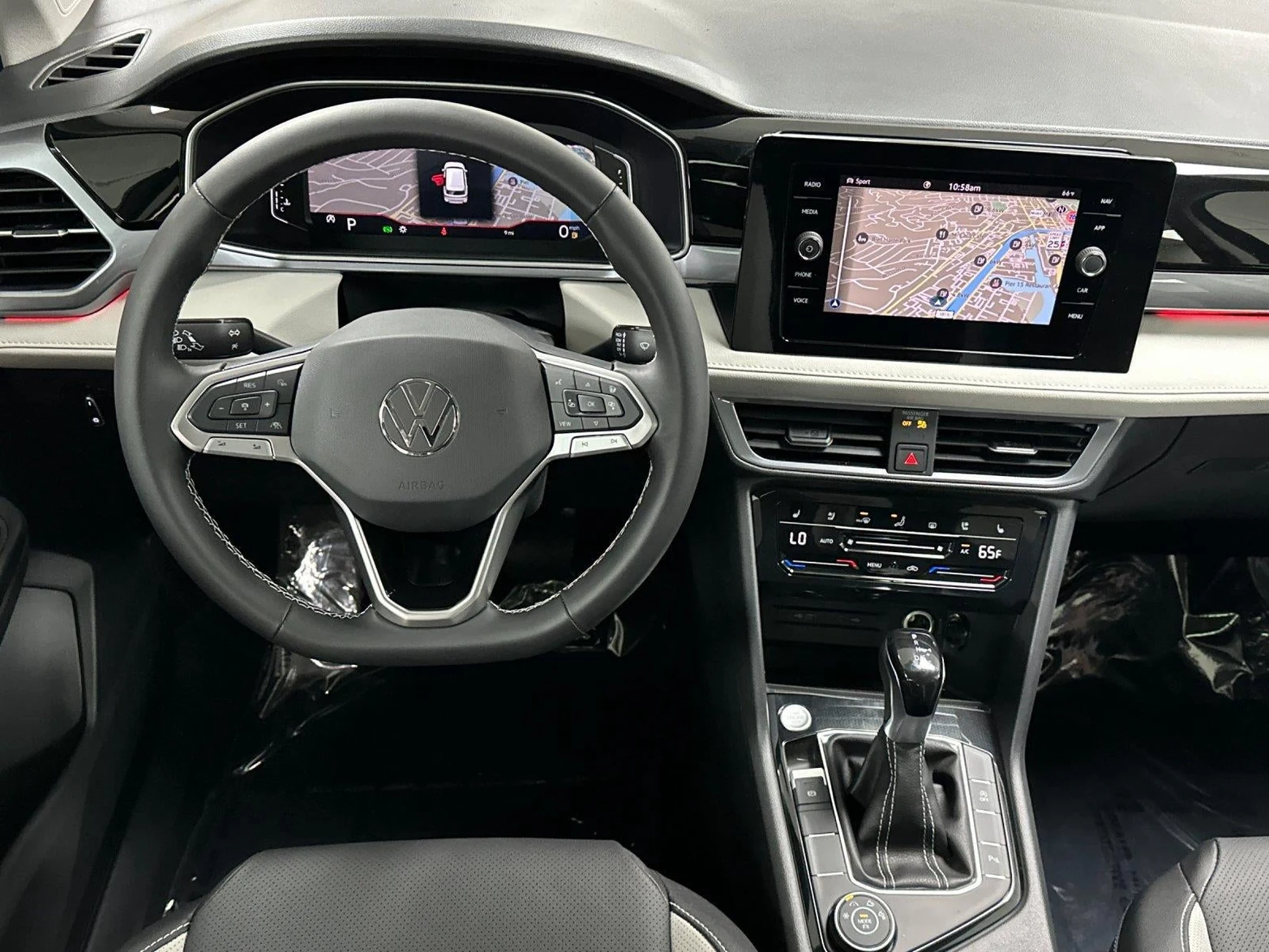 2026 Volkswagen Taos SEL (2025 Update), 13/20