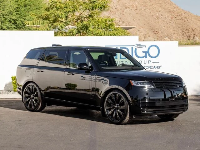 2026 Land Rover Range Rover SV Black Edition LWB (L460), 4/20
