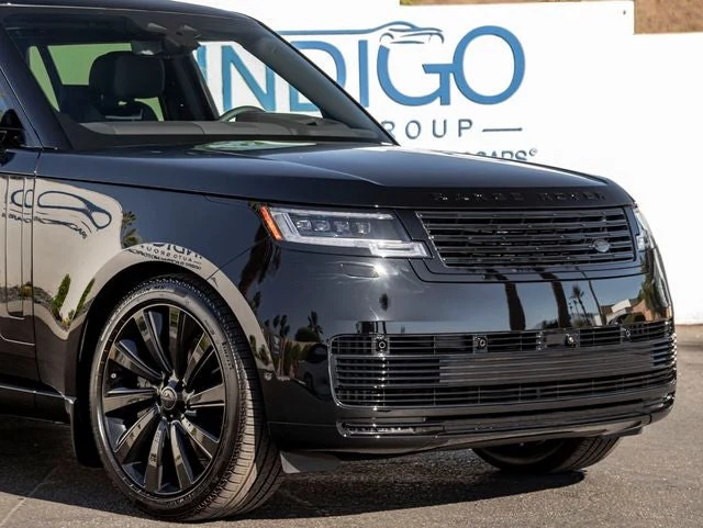 2026 Land Rover Range Rover SV Black Edition LWB (L460), 5/20