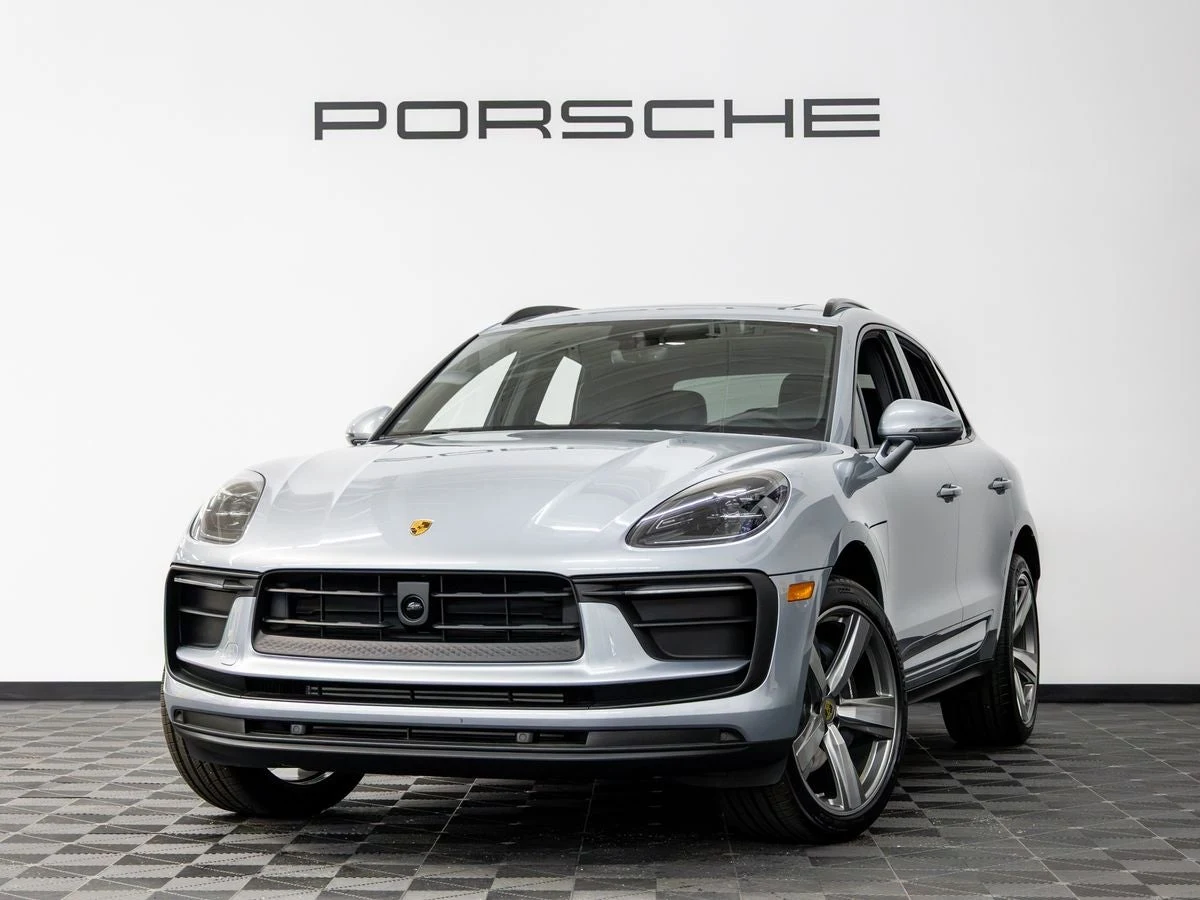 Porsche Macan (95B) · Dolomite Silver Metallic · Indigo Auto Group