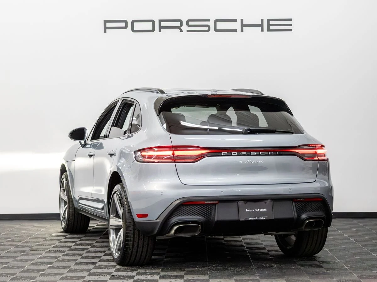 2026 Porsche Macan (95B), 3/20