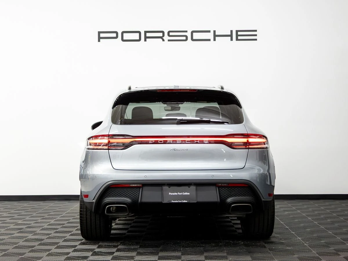 2026 Porsche Macan (95B), 6/20
