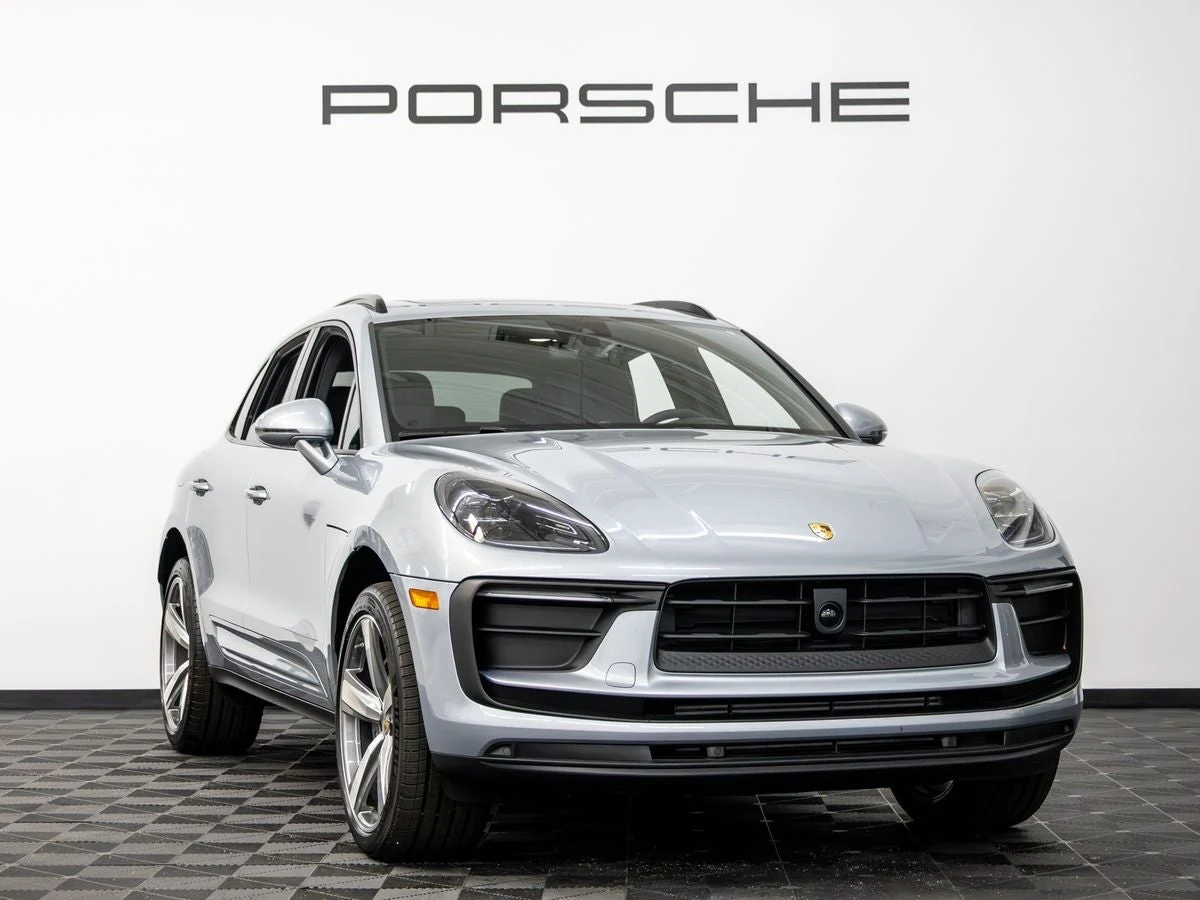 2026 Porsche Macan (95B), 9/20