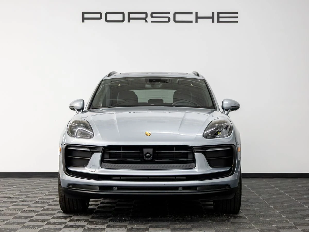 2026 Porsche Macan (95B), 10/20
