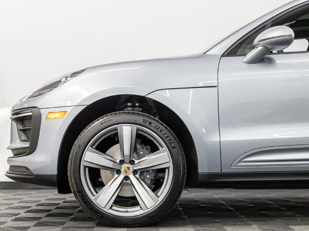 2026 Porsche Macan (95B), 13/20