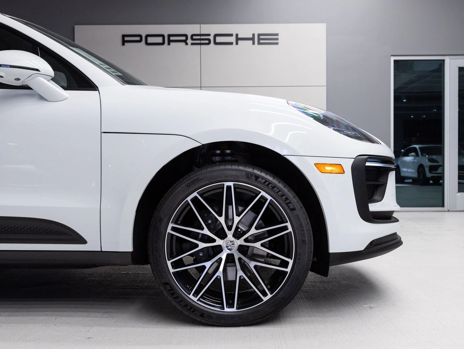 2026 Porsche Macan (95B), 11/20