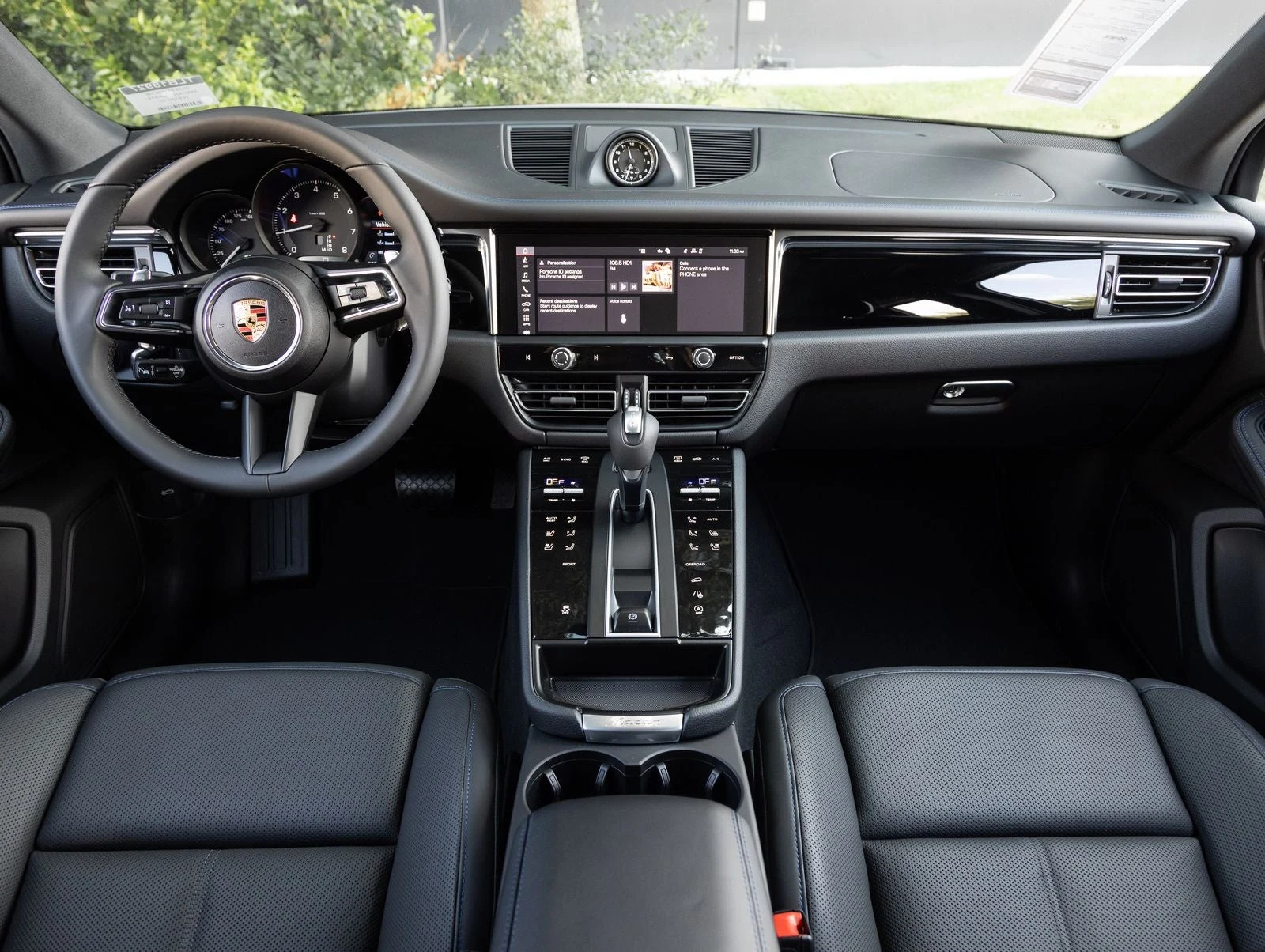 2026 Porsche Macan (95B), 12/20