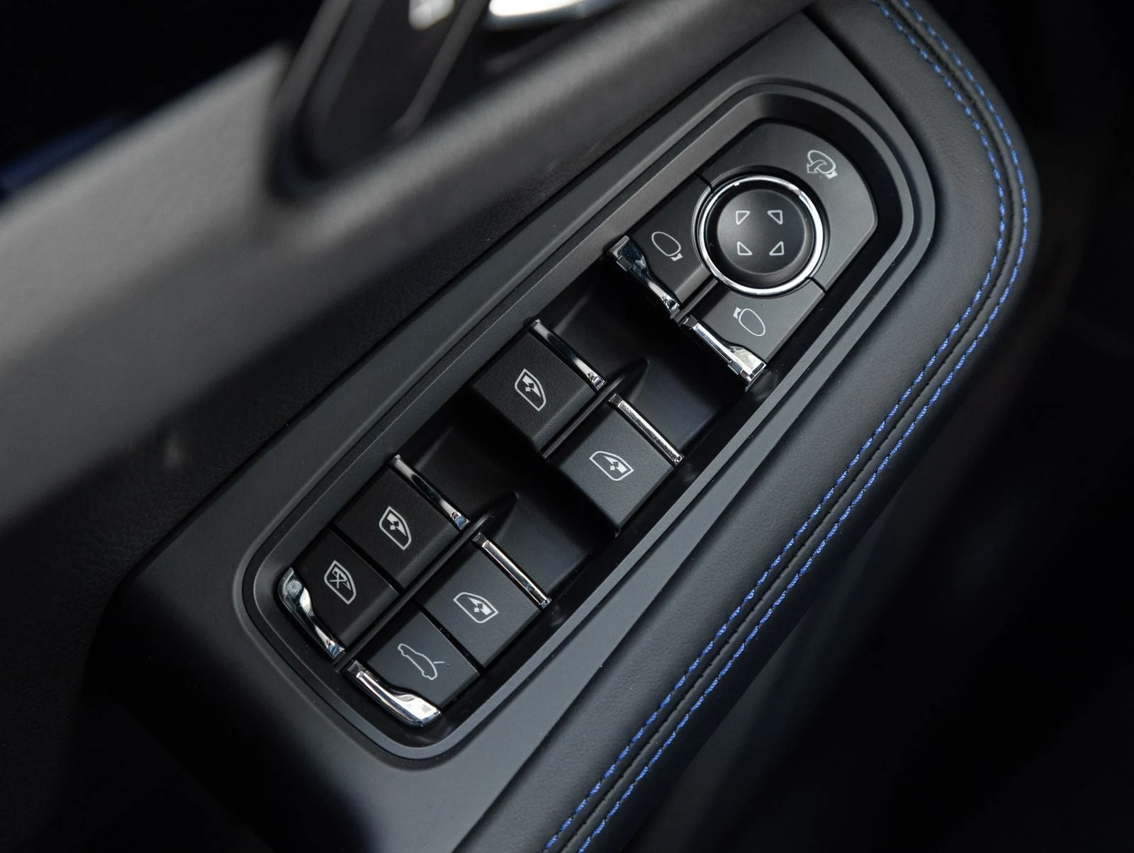 2026 Porsche Macan (95B), 19/20