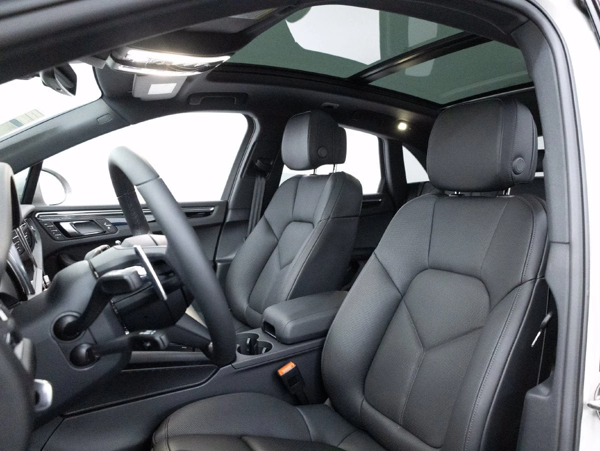 2026 Porsche Macan (95B), 5/20