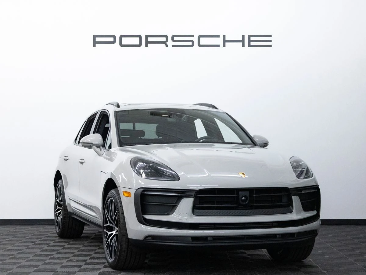 2026 Porsche Macan (95B), 9/20