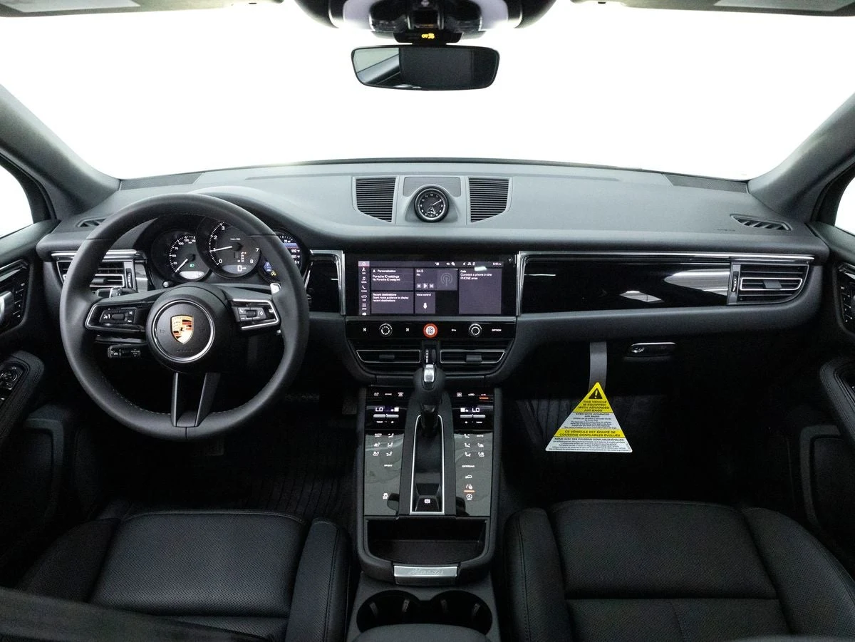 2026 Porsche Macan (95B), 14/20