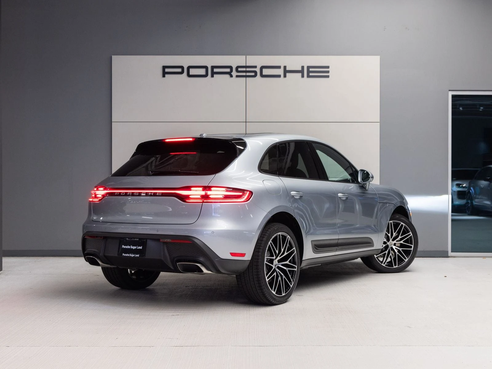 2026 Porsche Macan (95B), 7/20
