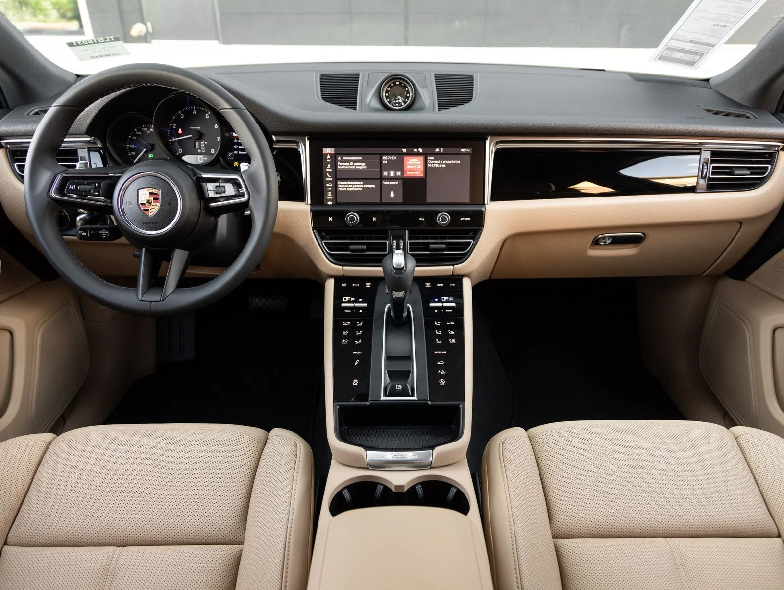2026 Porsche Macan (95B), 12/20
