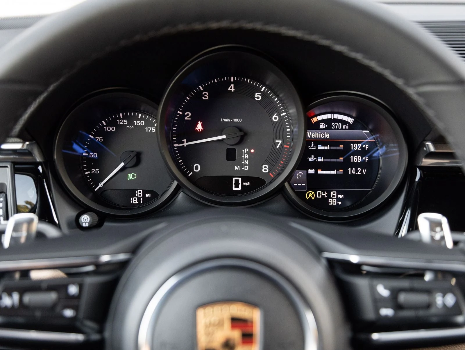 2026 Porsche Macan (95B), 14/20