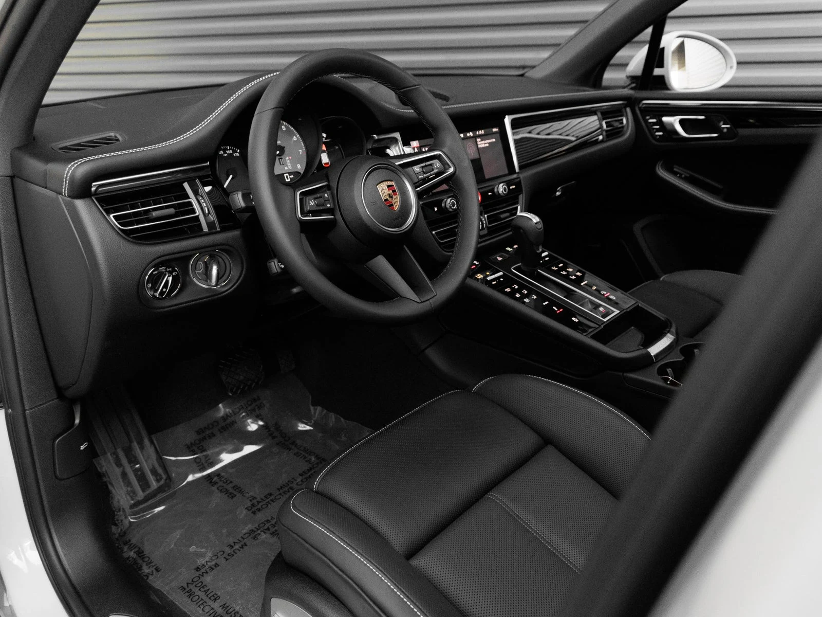 2026 Porsche Macan S (95B), 4/20