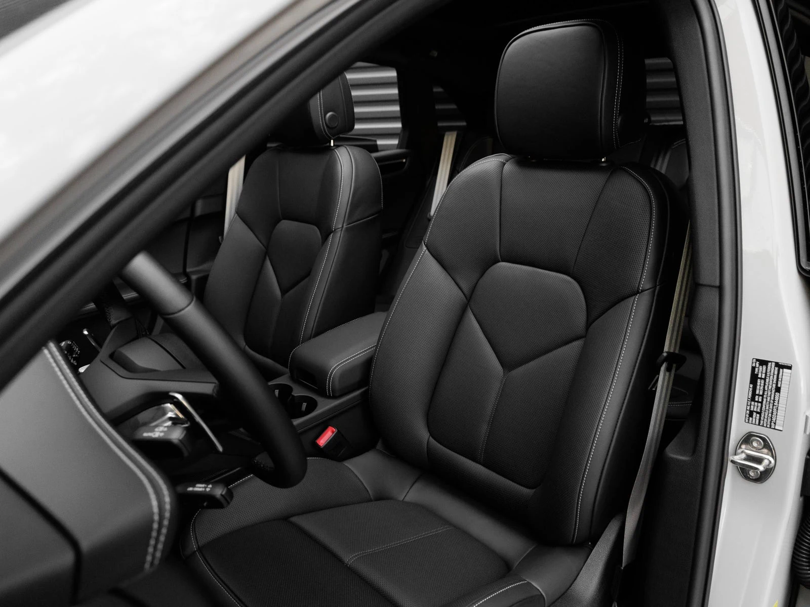 2026 Porsche Macan S (95B), 5/20
