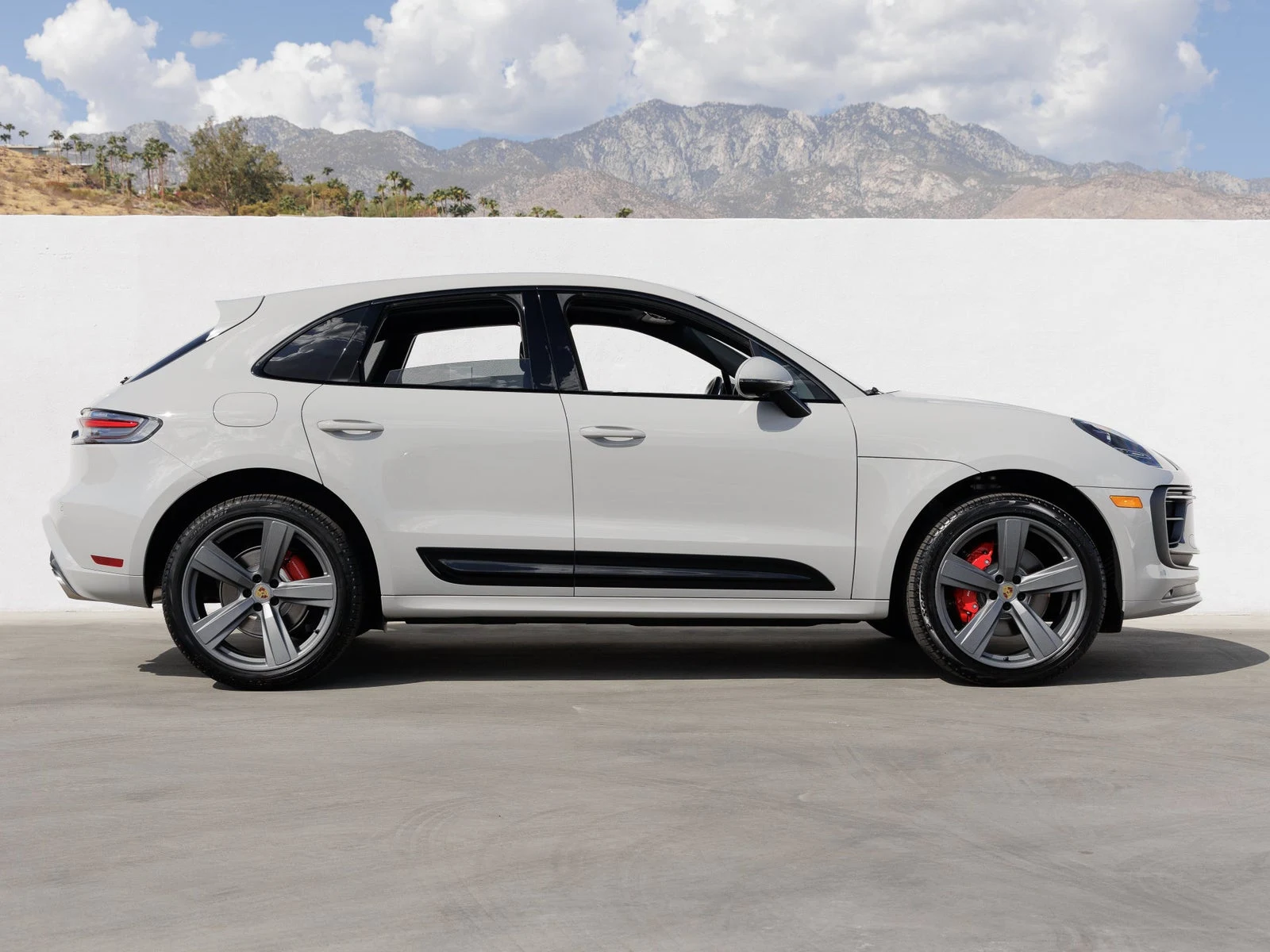 2026 Porsche Macan S (95B), 8/20