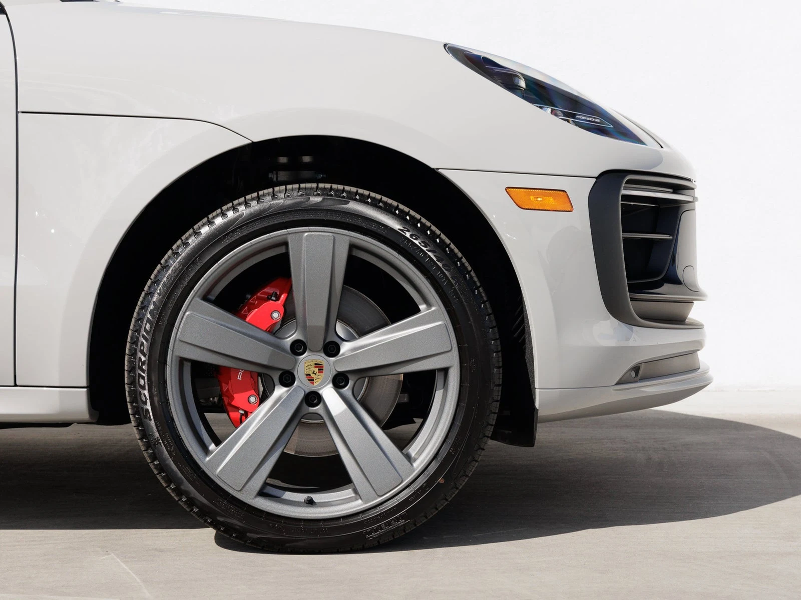 2026 Porsche Macan S (95B), 11/20