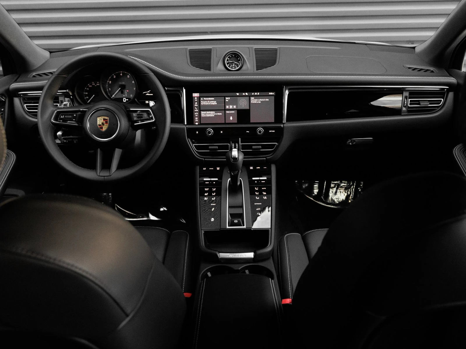 2026 Porsche Macan S (95B), 17/20