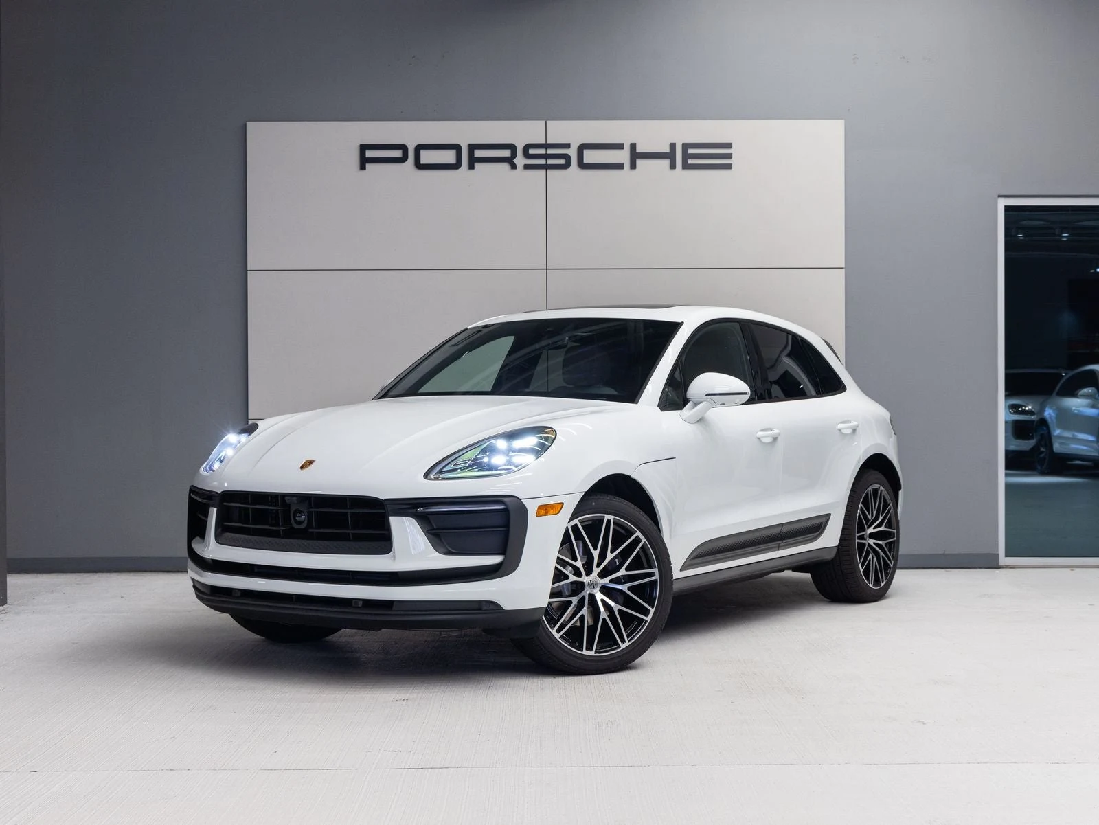 Porsche Macan (95B) · white · Indigo Auto Group