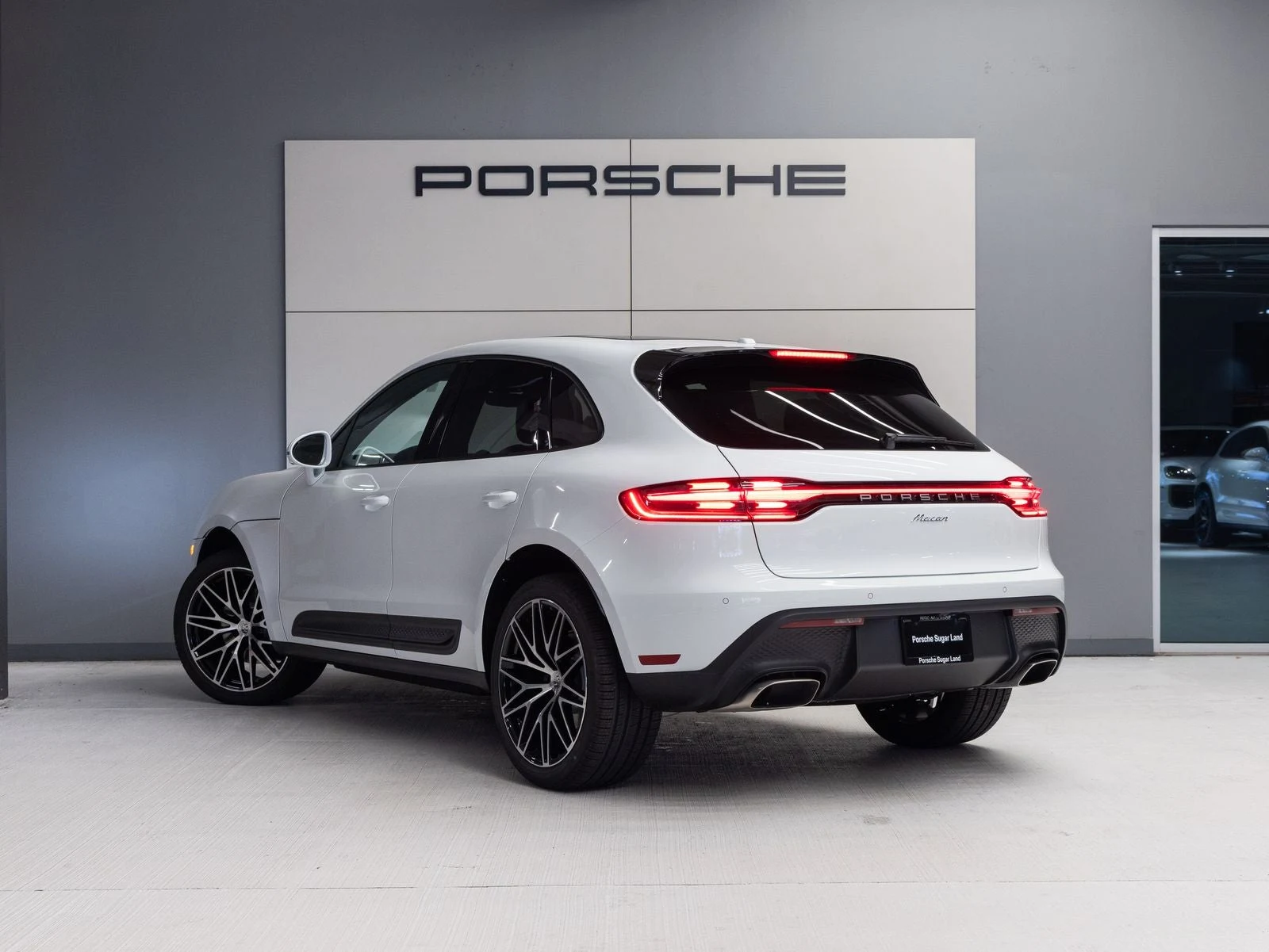 2026 Porsche Macan (95B), 3/20