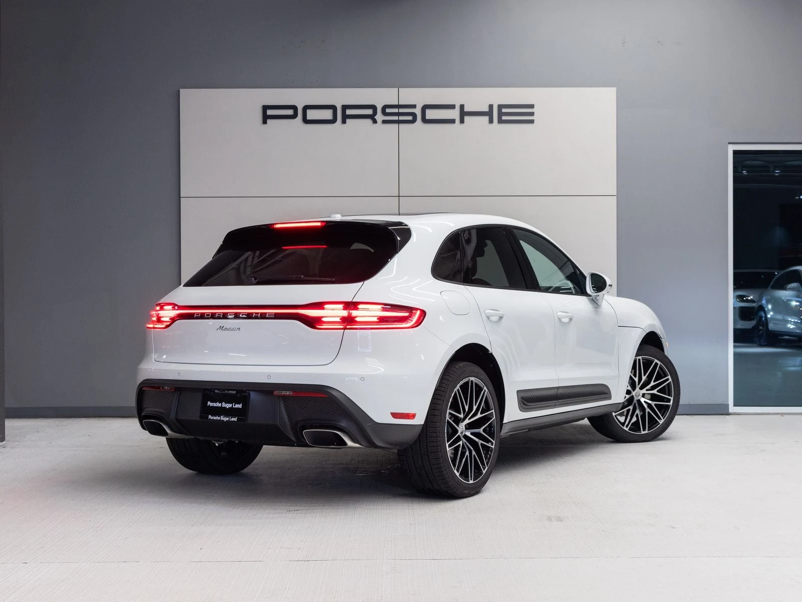 2026 Porsche Macan (95B), 7/20