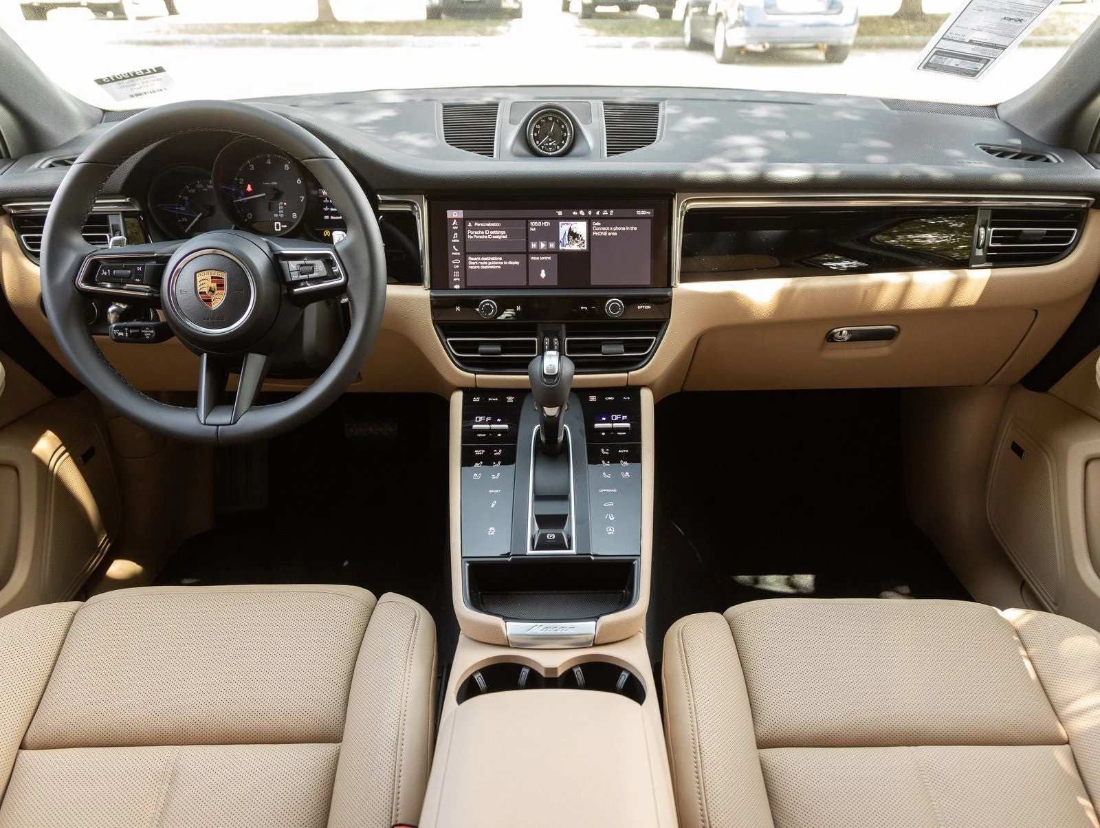 2026 Porsche Macan (95B), 12/20