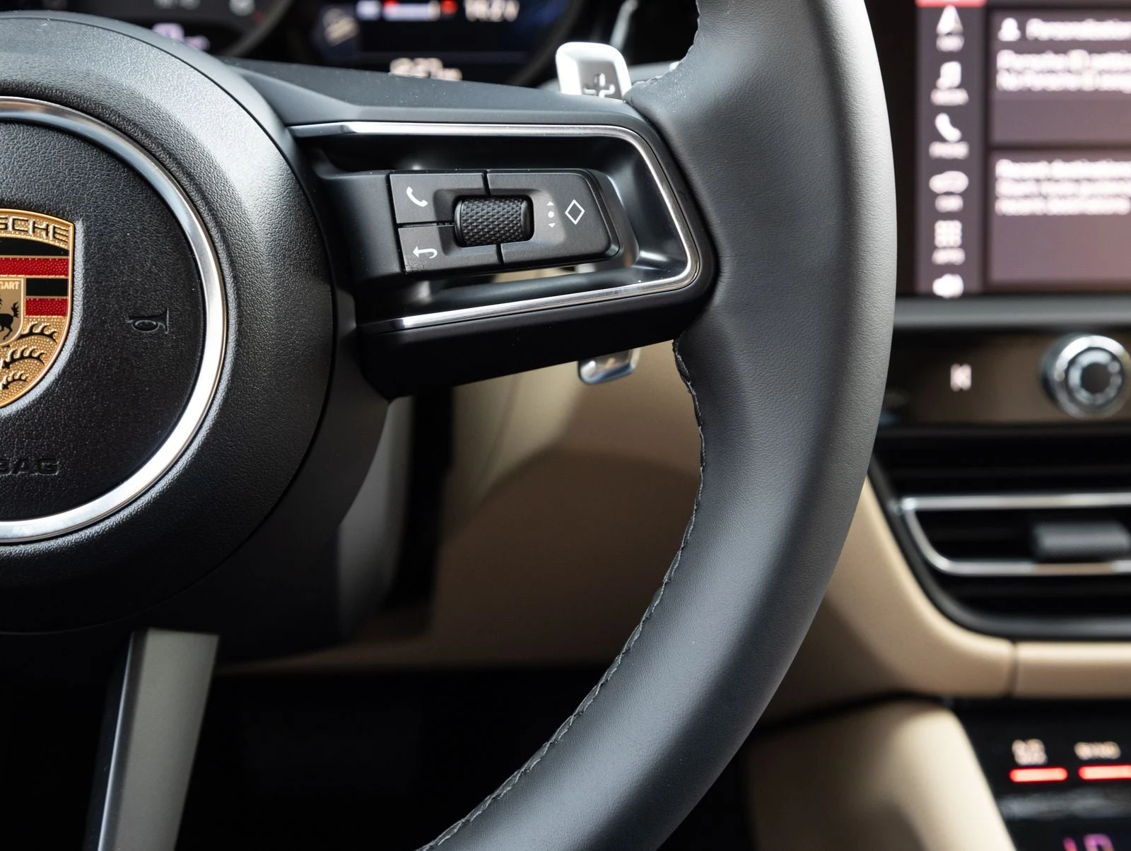 2026 Porsche Macan (95B), 16/20