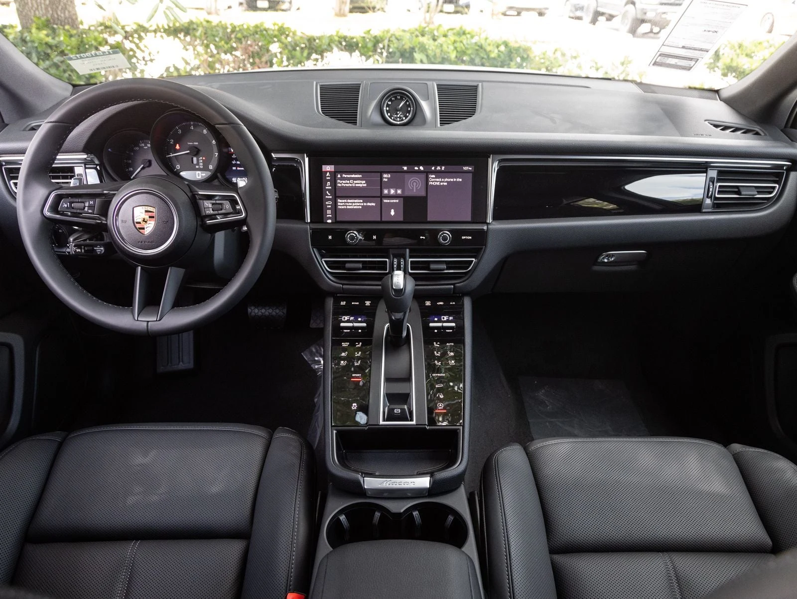 2026 Porsche Macan (95B), 12/20