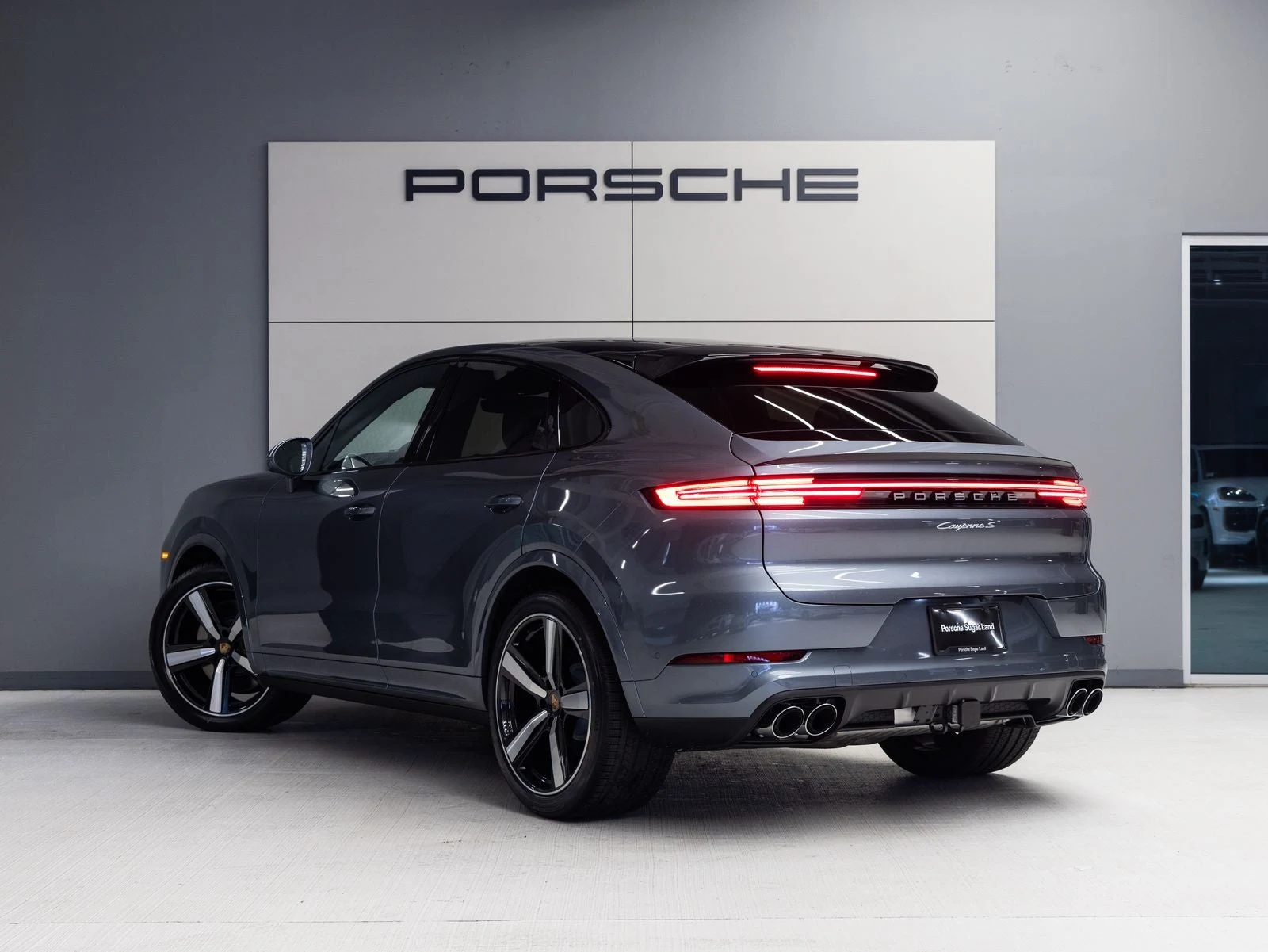 2026 Porsche Cayenne S Coupé (3rd Generation), 3/20