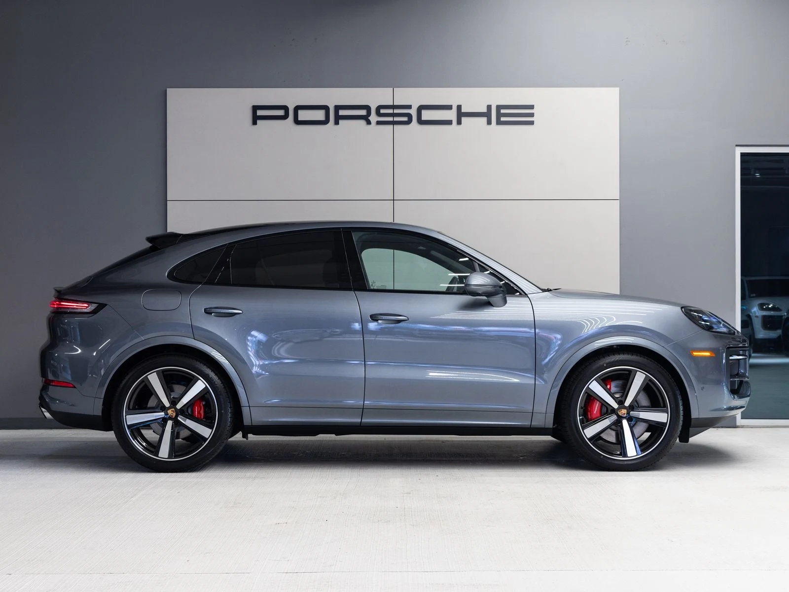 2026 Porsche Cayenne S Coupé (3rd Generation), 8/20