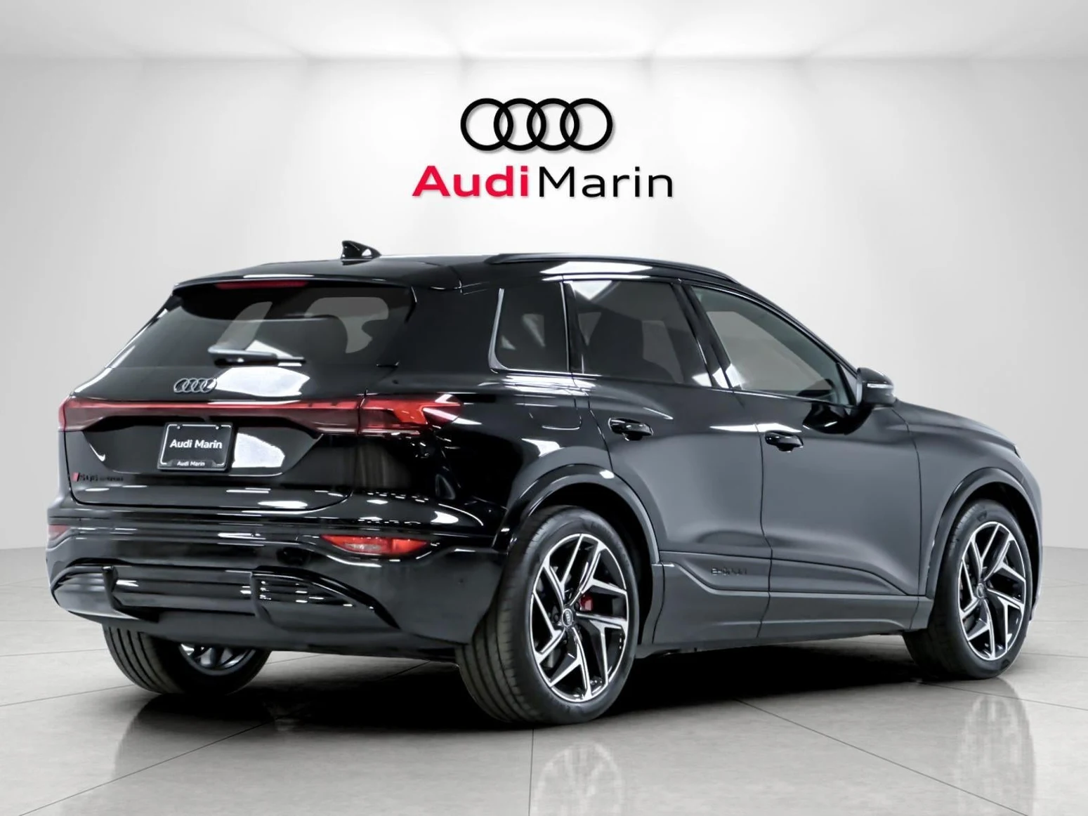 2027 Audi SQ6 e-tron Premium Plus, 5/20