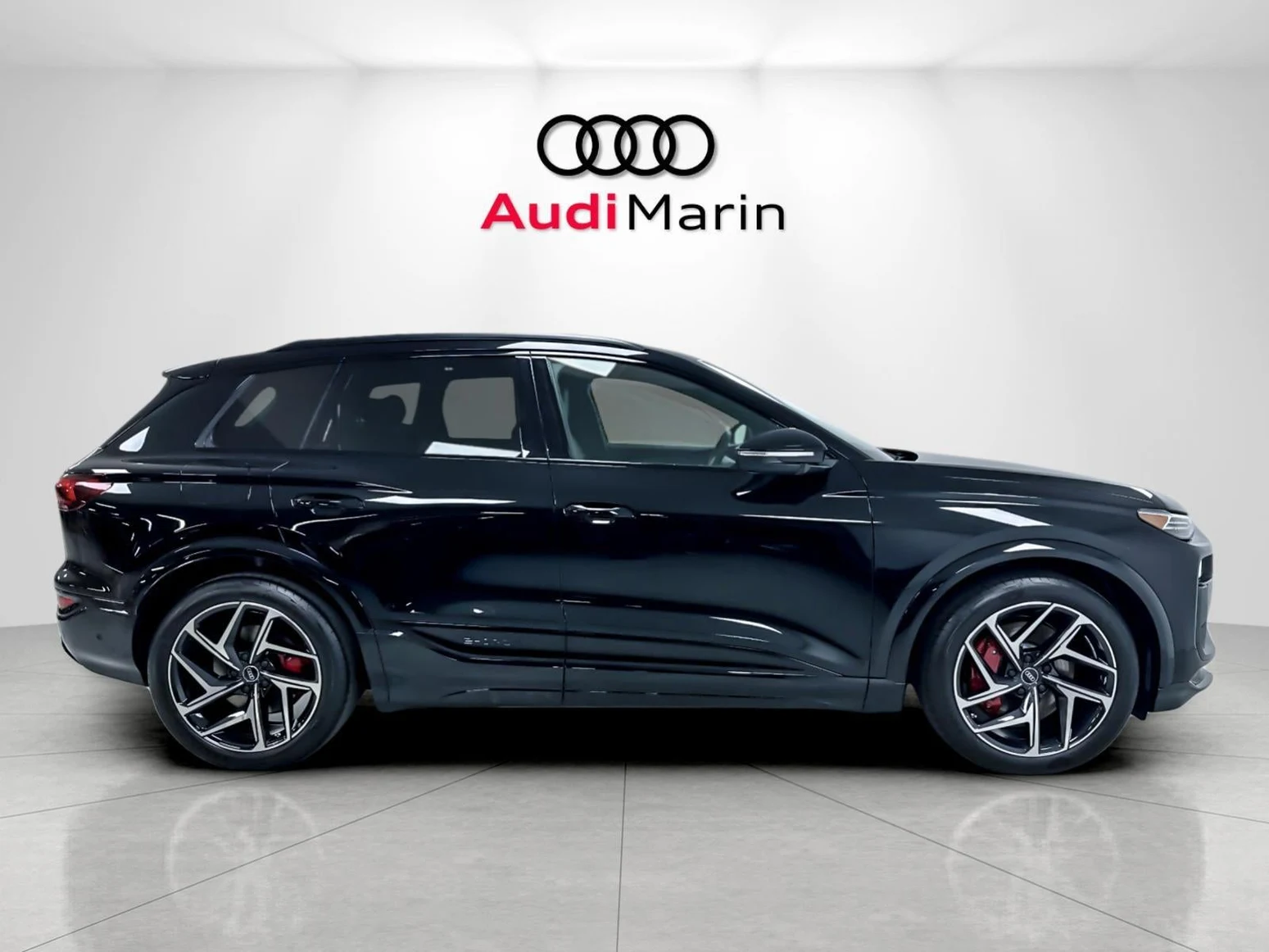 2027 Audi SQ6 e-tron Premium Plus, 6/20