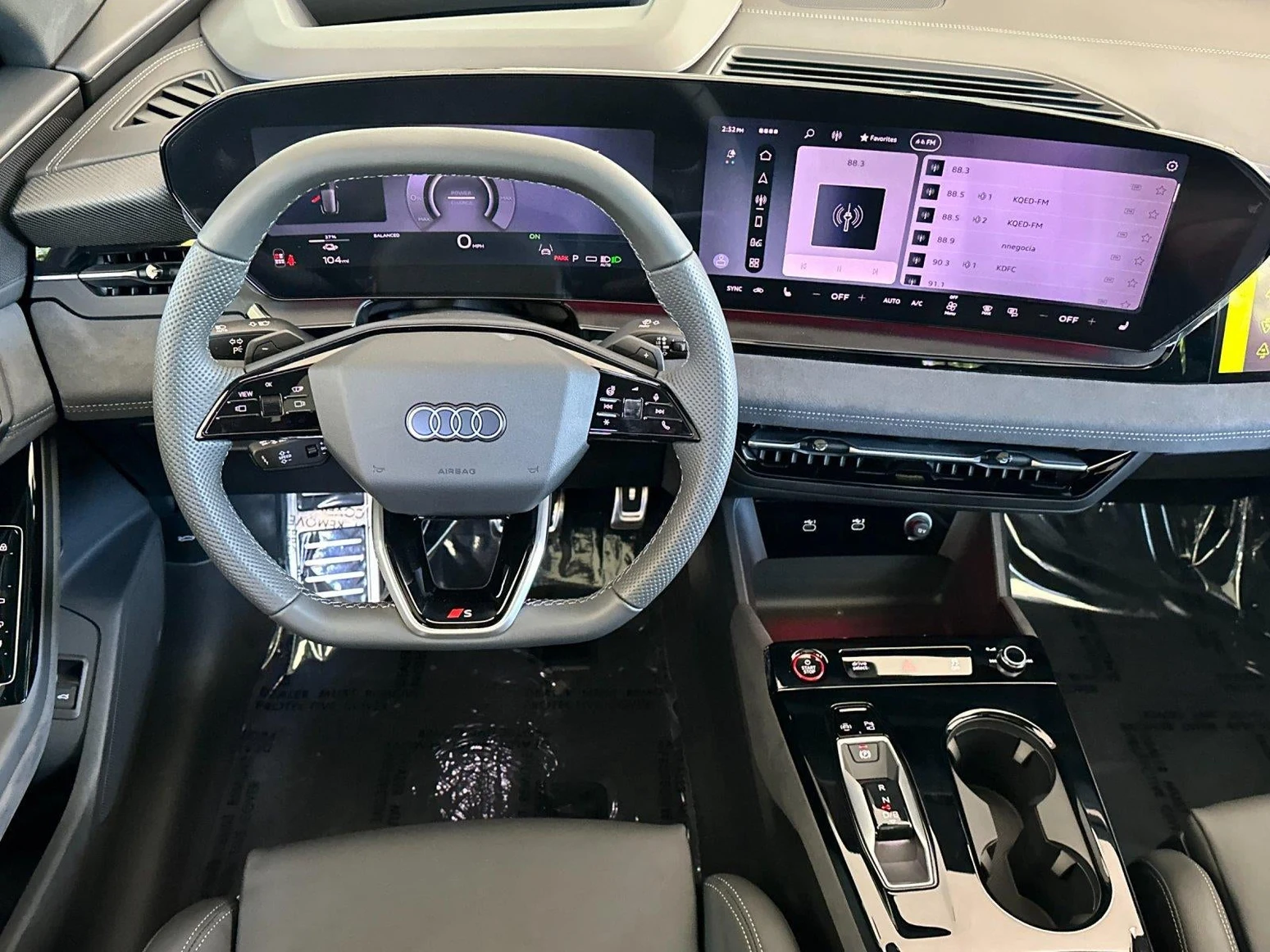 2027 Audi SQ6 e-tron Premium Plus, 13/20