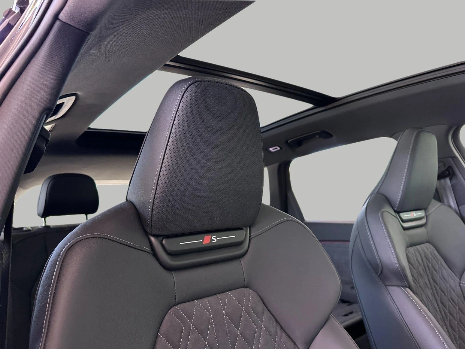 2027 Audi SQ6 e-tron Premium Plus, 16/20