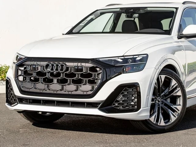 2026 Audi Q8 Premium Plus quattro (4M), 2/20