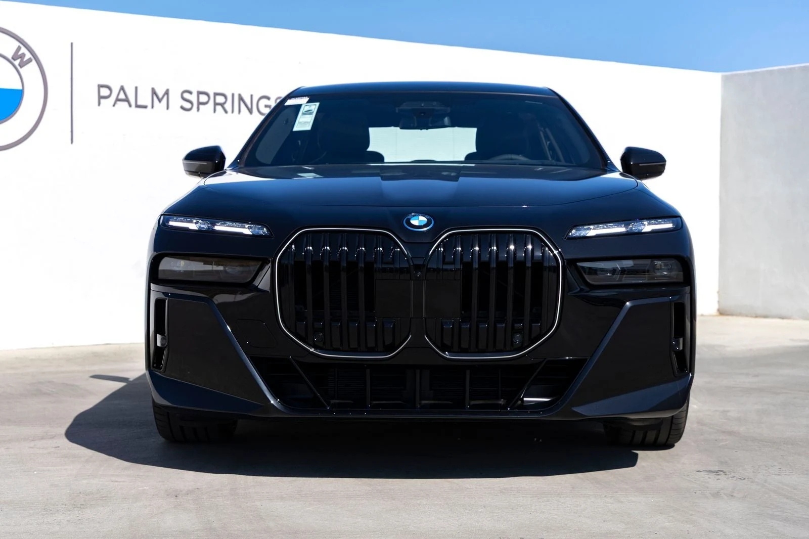 2026 BMW 750e xDrive (G70), 4/20
