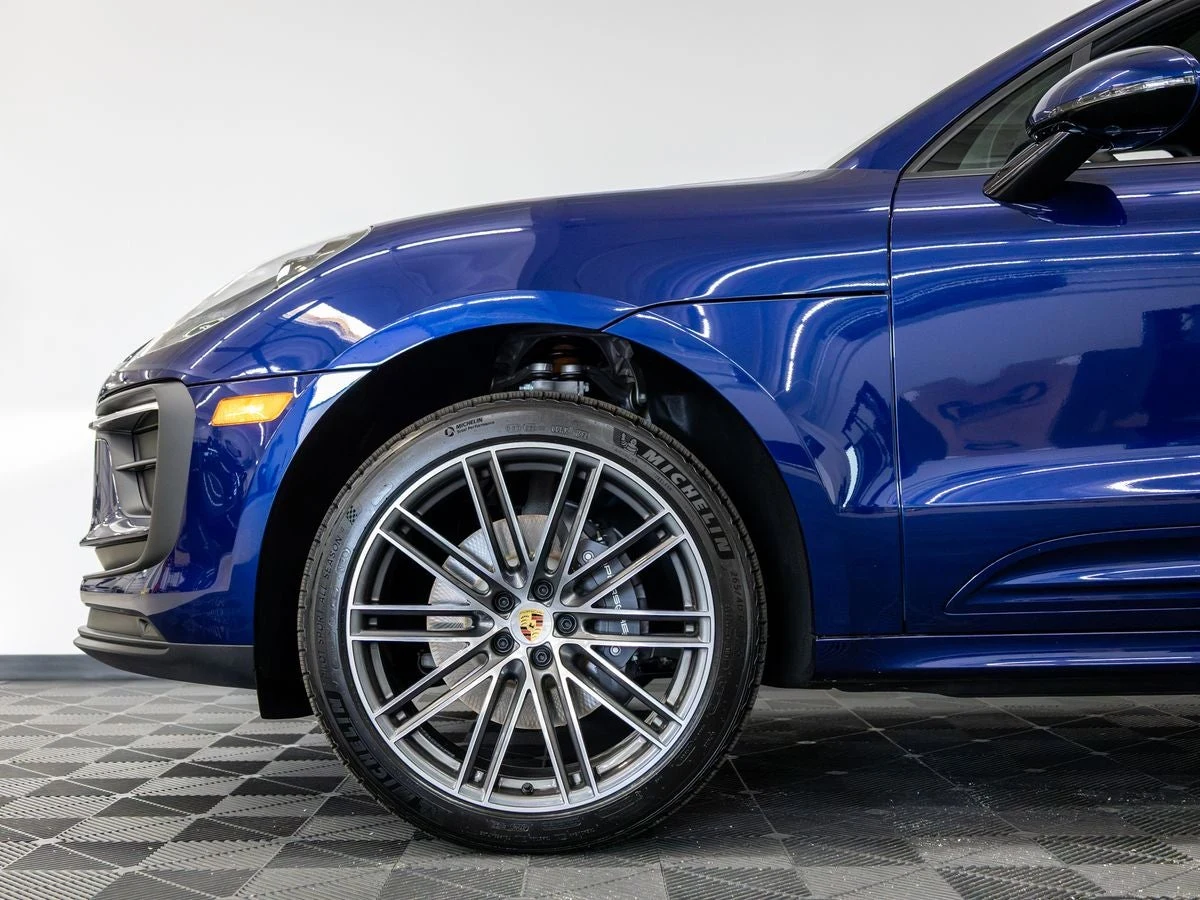 2026 Porsche Macan (95B), 12/20