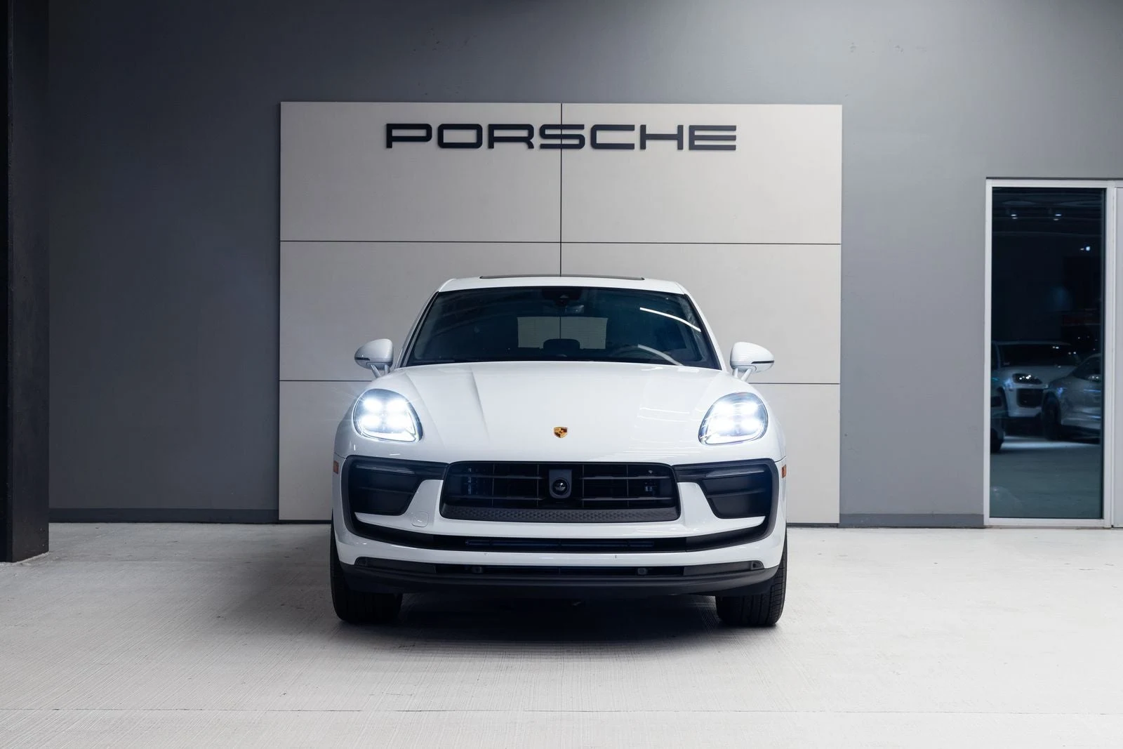 2026 Porsche Macan (95B), 10/20