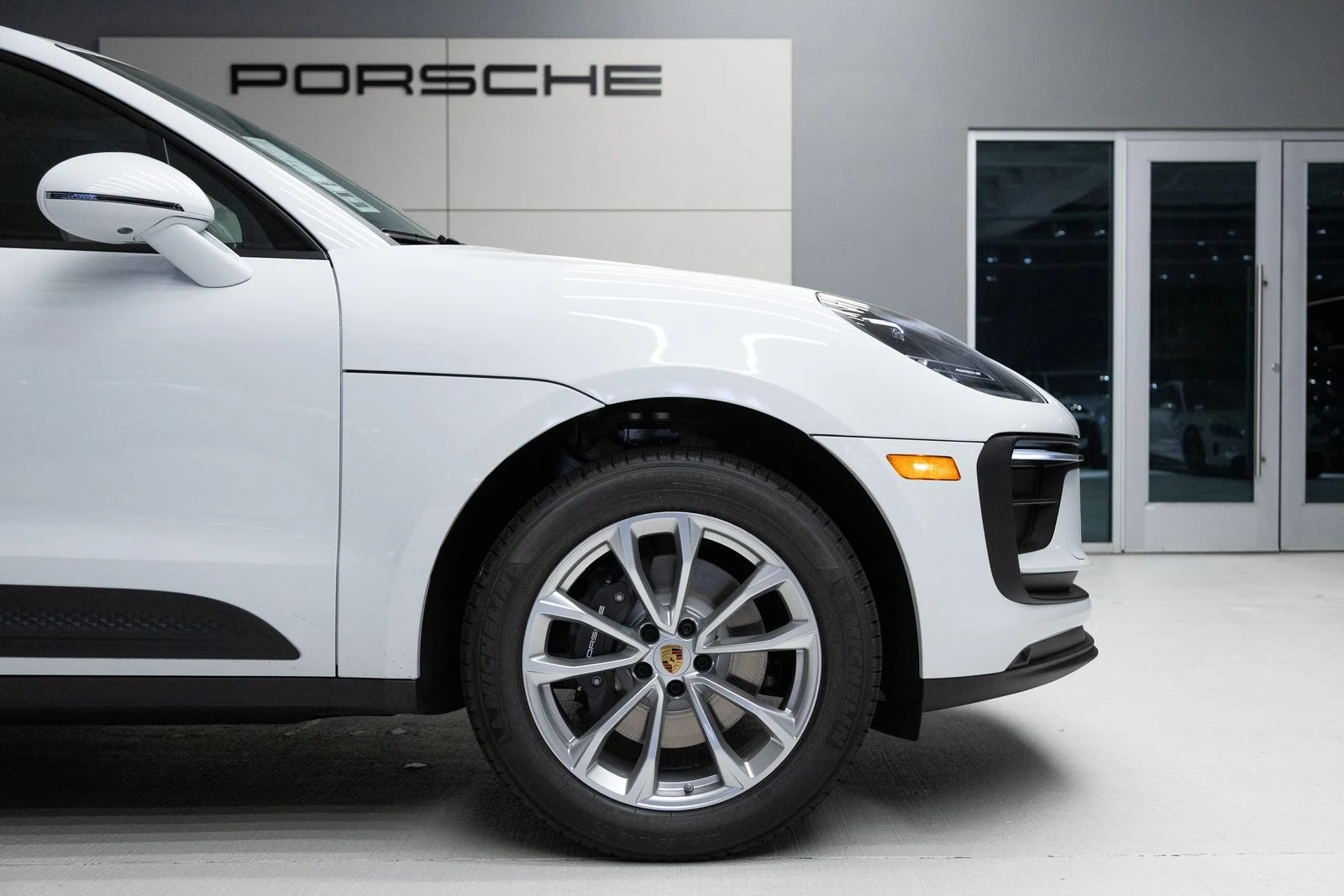 2026 Porsche Macan (95B), 11/20