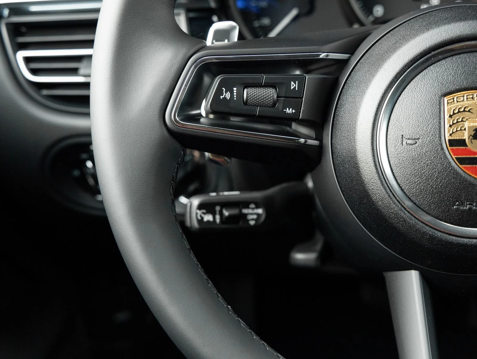2026 Porsche Macan (95B), 15/20