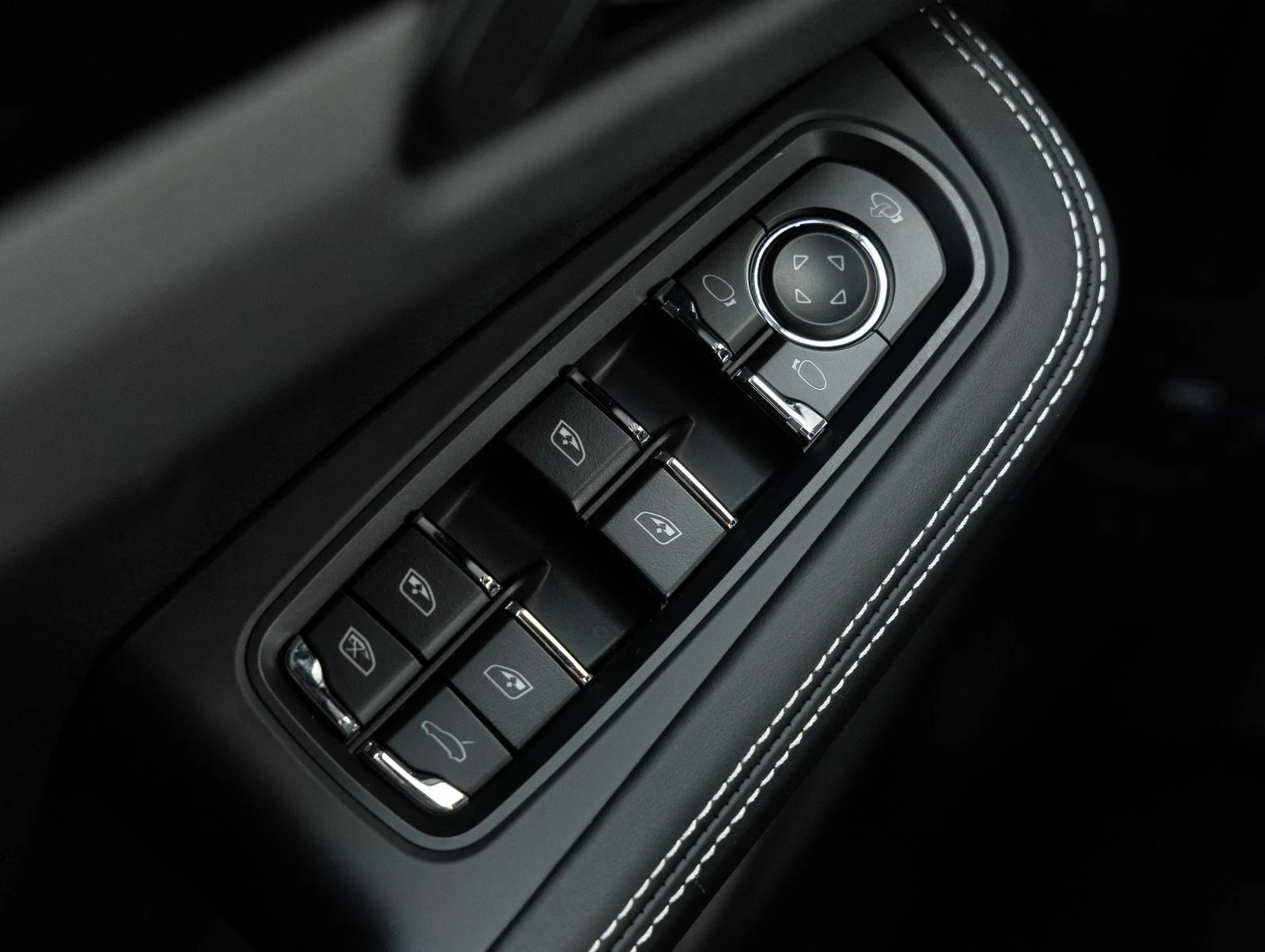 2026 Porsche Macan (95B), 19/20