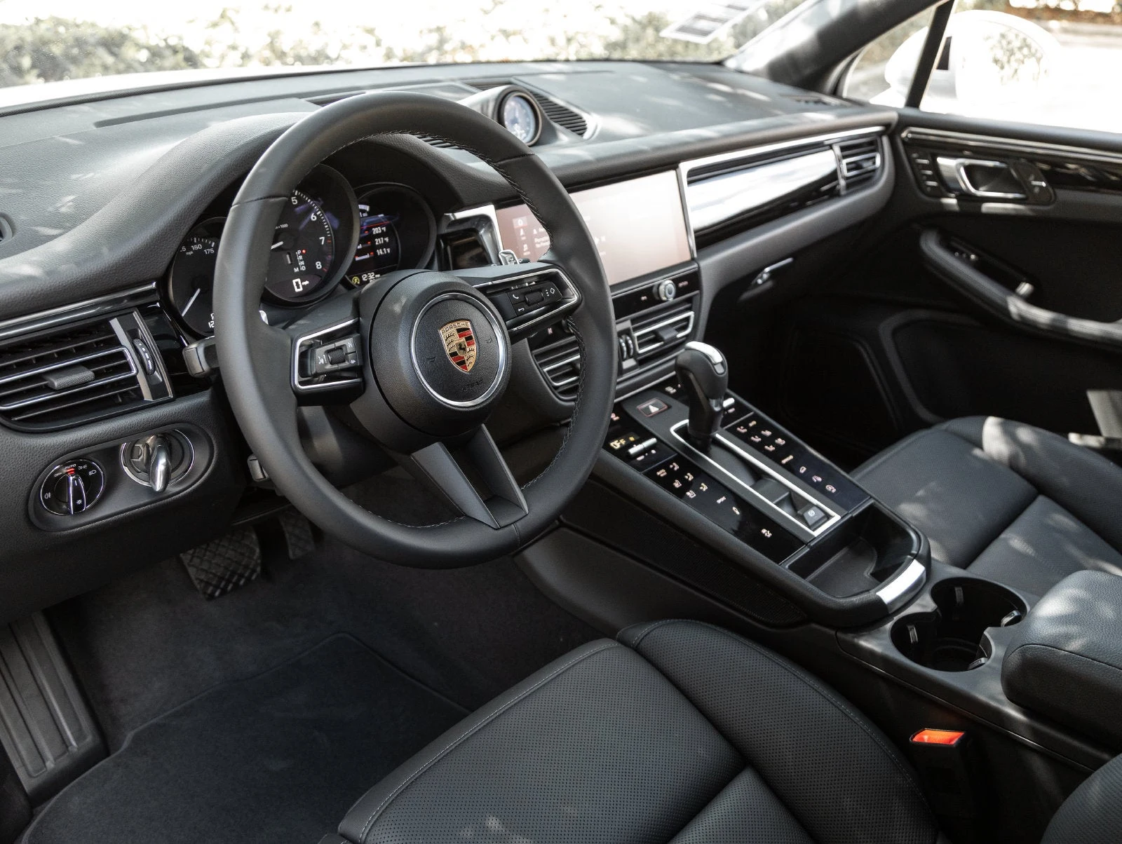 2026 Porsche Macan (95B), 4/20